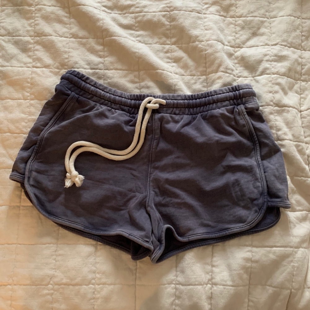 Universal Thread Dolphin Shorts
